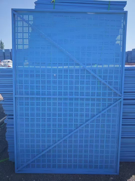 中建蓝爬架网.jpg 中建蓝爬架网.jpg